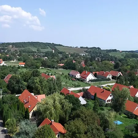Vazul Vendeghaz Guest house